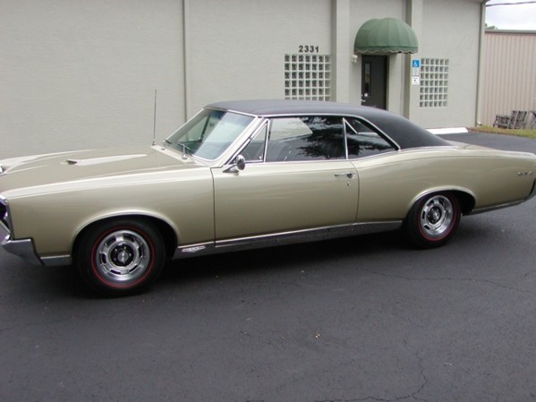 1967 PONTIAC GTO HARDTOP 400 / 335 HP